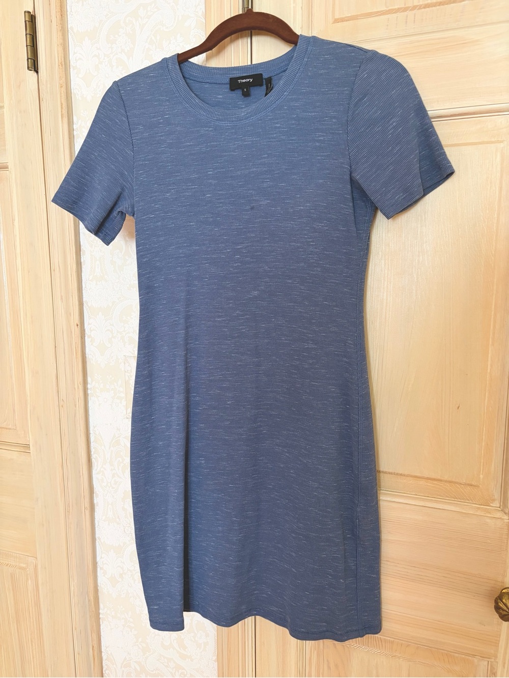 Theory Short-Sleeve Heathered Blue Knit Dress